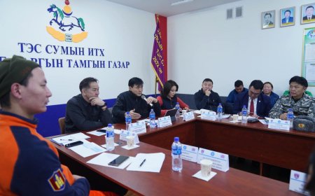 Арц-суурийн боомтоор шатахуун, гурил, тэжээл оруулна