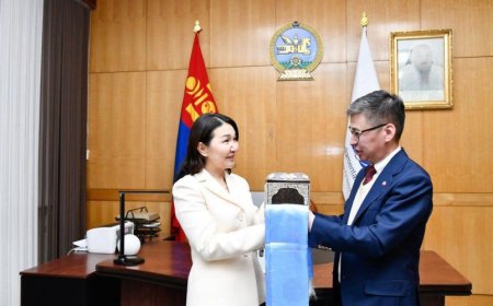 УИХ-ын ЕНБД Л.Өлзийсайхан гэж хэн бэ?