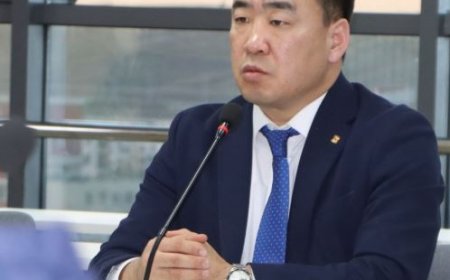 ХХААХҮ-ийн сайд Ц.Идэрбат: Тариаланчдын урамшуулал, шатахууны хангамж, зээлийн "Хар жагсаалт"-ыг шийдвэрлэж, хөнгөлөлттэй зээлийг шуурхай олгоно