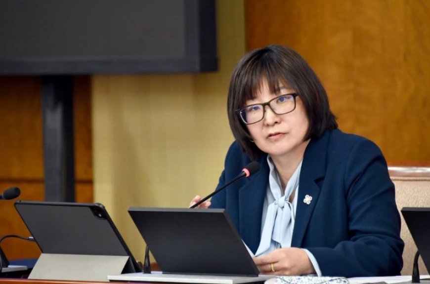 ХХНББХ: Хөгжлийн бэрхшээлтэй иргэдийн орон сууцжуулалтын талаарх Улсын Их Хурлын гишүүний асуултын хариуг сонсож, хэлэлцлээ